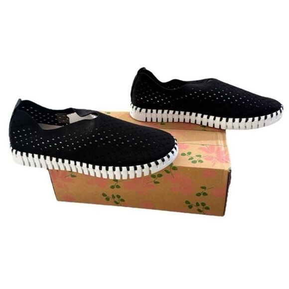 ILSE Jacobsen Hornbaek Tulip 139 Perforated Black Slip-On Shoes EU 39 US 8.5-9 - Picture 2 of 10